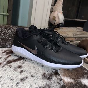 Nike golf shoes